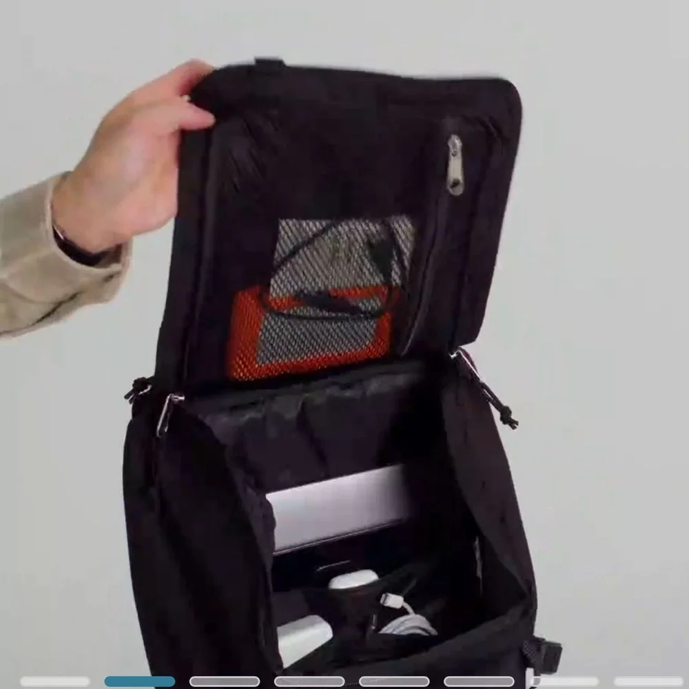 Jansport multiple zipped